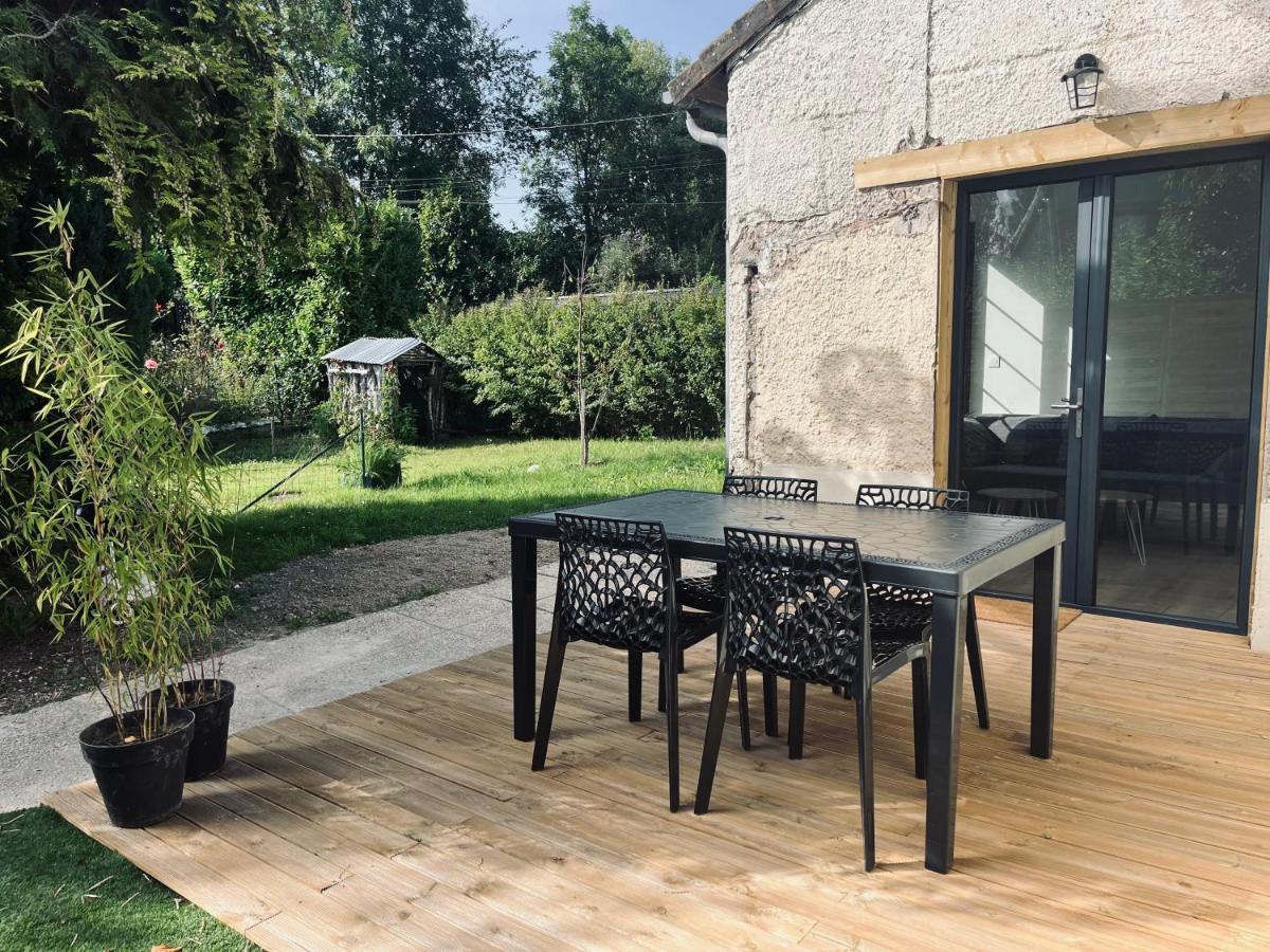 Un Coin Paisible Villa Camon  Kültér fotó